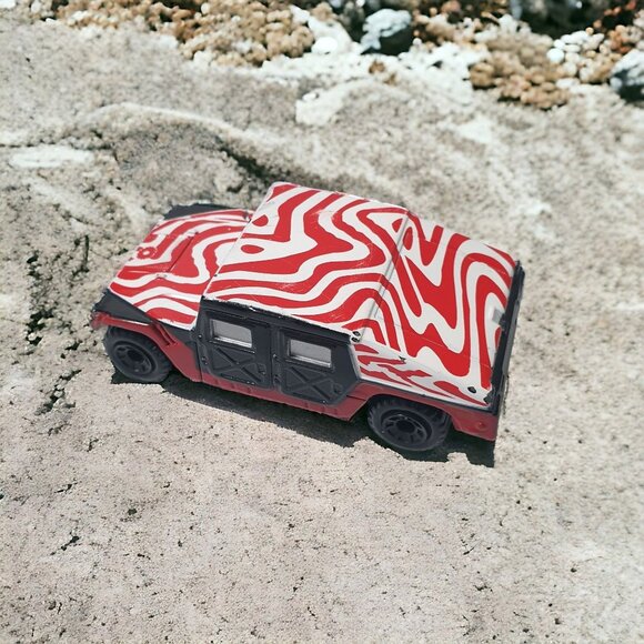 Hot Wheels Humvee 1998 Red Zebra Die Cast Collectable Car Model NO BOX Vintage - Picture 1 of 8